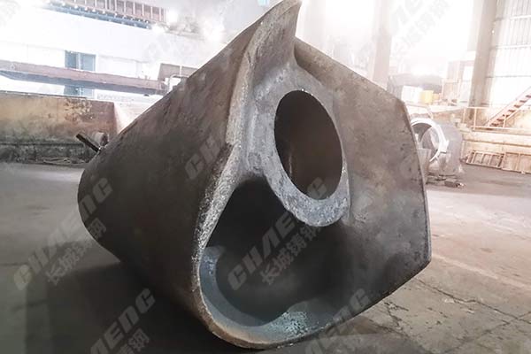 河南大型鑄鋼件鑄造廠家是怎樣生產船用艉柱鑄鋼件的？
